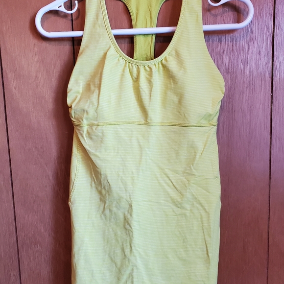 Lululemon Turbo Tank - Picture 2 of 7